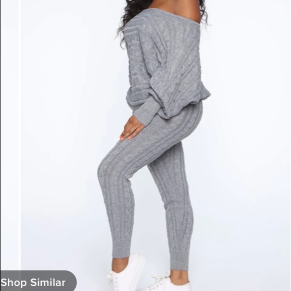 🛍SALE🛍 Fashion Nova two piece quilter  sweater off the shoulder